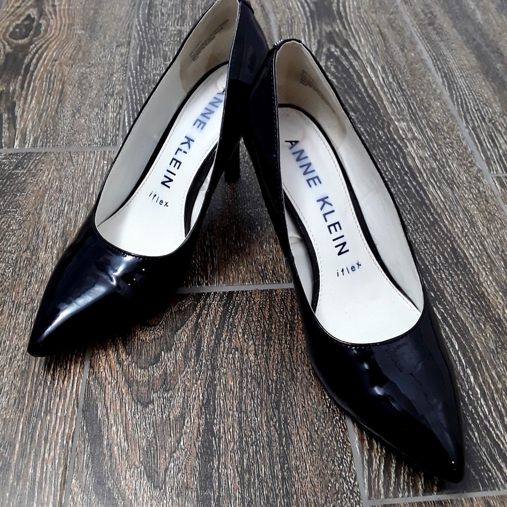 Black Ann Kline iFlex Heels size  7
